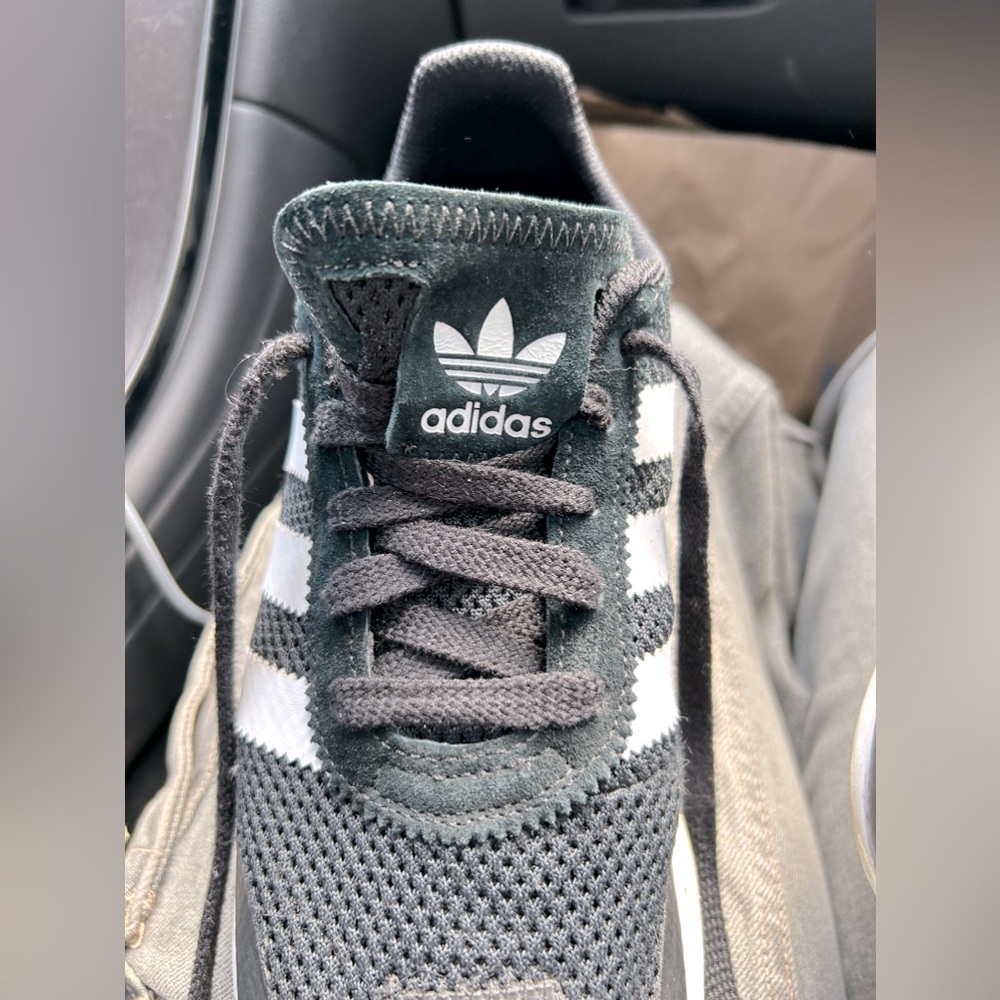 Man Kasut adidas Originals Flashrunner Black Shoes Size 8.5. Excellent condition